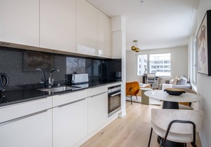 Trendy Wiedikon 2.0 Room w/Storage & W/D, 3 min to Market, by Blueground