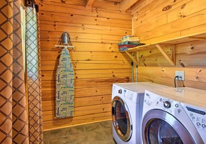 Trenton Cabin w/Hot Tub- 14 Mi to Lookout Mtn