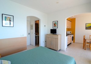 TREPUTXELL STUDIO 2-1