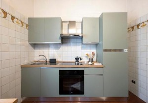 Trevi Fountain House Deluxe