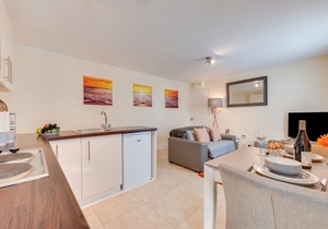 Trevose Apartment - One Bedroom Apartment, Sleeps 2