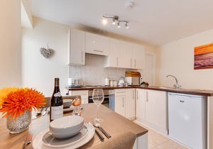 Trevose Apartment - One Bedroom Apartment, Sleeps 2