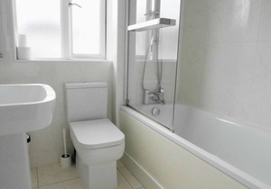 Triple Room Ensuite @ Kew Rooms