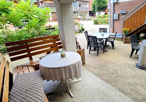 Triple room WC/shower/bath Balcony - Gästehaus Tagescafe Eckenfels