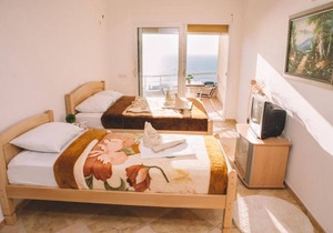 Triple studio with sea view private balcony and kitchenette
