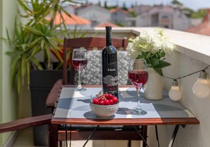 Trogir Downtown apartments - Sun