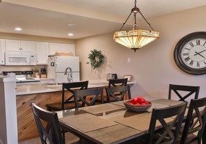 Trout Creek Condo #127 - 2 Bedroom Loft, 2 Baths - Sleeps 7