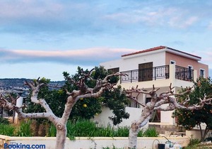 Trouzini Villa 2