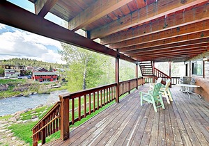 Truckee Riverfront Retreat | Walk to Downtown | Near Slopes, Lake, Bike Trail