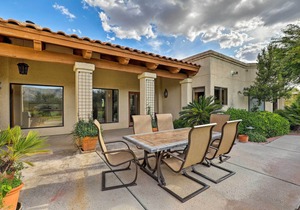 Tucson Home w/Pool - 9 Mi to Saguaro Nat'l Park!