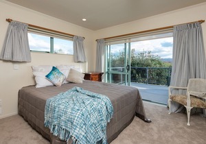 Tuis Nest - Bowentown Holiday Home, BOWENTOWN