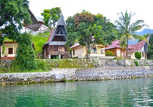 Tuk Tuk Timbul Bungalows