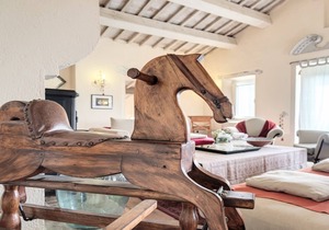 TUSCAN FANTASY/POOL/GARDENS-ALL EXC YOURS-SLEEPS 14/HOT SPRINGS-WALK TO VILLAGE
