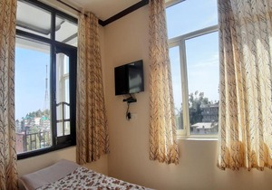 Tushar House Home Stay