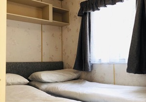 Two Bed Static Caravan. Beautiful 10 min walk to Centre of Lynton