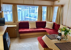 Two Bed Static Caravan. Beautiful 10 min walk to Centre of Lynton
