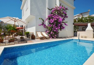 Two Bedroom Apartment Vlah A2