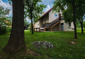 Two bedroom apartment with terrace Smoljanac, Plitvice (A-14979-a)