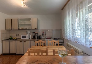 Two bedroom apartment with terrace Smoljanac, Plitvice (A-14979-b)