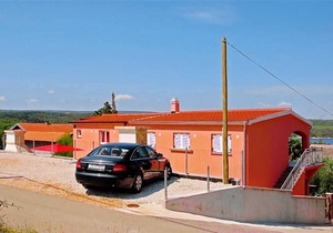 Two bedroom apartment with terrace Karin Gornji, Novigrad (A-18387-a)