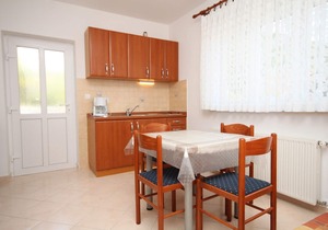 Two bedroom apartment with terrace Mošćenička Draga, Opatija (A-2327-c)