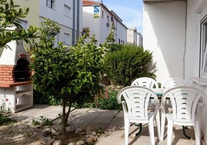 Two Bedroom Apartment A1 Mali