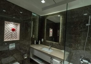 Two Bedroom Apartment Near Al Maya Supermarket By Luxury Bookings