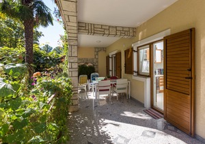Two bedroom apartment with terrace Poreč (A-2216-a)