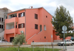 Two bedroom apartment with terrace Pula (A-10429-a)