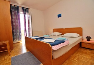 Two-bedroom Apartment with Balcony and Sea View