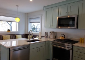 Two bedroom Mid Century Modern apartment in Downtown Hallowell