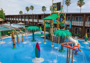 Two Bedroom Signature Condo, Cocoa Beach, Florida (2064213)