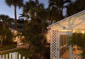 Two Blks to Beach, Free Wi-fi, Eat-in Kitchen, Pets OK