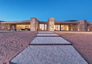 Two Br Luxury Peaceful Mylo Villa with Living Room Close to Mylopotas Beach