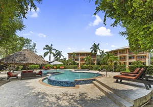 'Two Cocos at the Plum' - First Floor Condo with Pier, Pool & Hot Tub