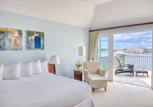 Two One-bedroom Stes at Newstead Belmont Hills Golf Resort and Spa