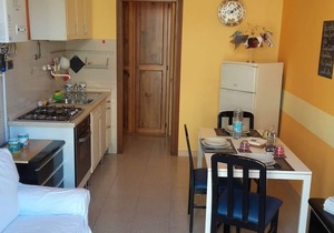 Two-room apartment in the center of Turin (Cit Turin district) - 200m from the station and metro