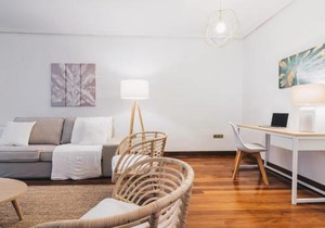 Udaberri Apartment by People Rentals