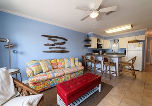 UNBEATABLE Location -Partial Gulf View - Easy beach access, close to everything!