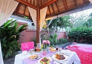 Unforgetable Romantic Pool Villa In Kuta