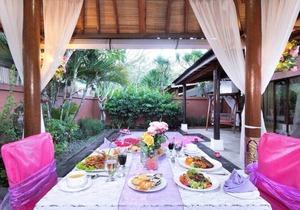 Unforgetable Romantic Pool Villa In Kuta