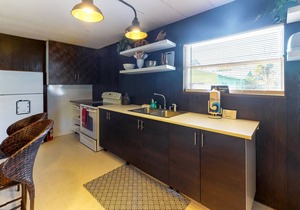Unique getaway by the beach with fast WiFi and central AC - snowbirds welcome