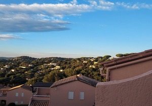 Unobstructed view of the Saint Tropez golf course