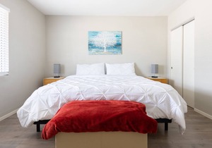 Updated 2 bedroom in Midtown Phoenix | Streaming TV