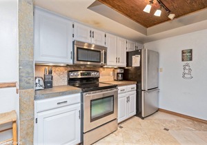 Upgraded 2/2 Copper Chase Condo #224 WiFi Pool