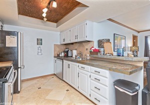 Upgraded 2/2 Copper Chase Condo #224 WiFi Pool