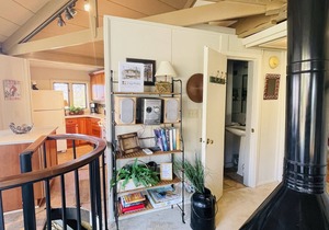 Upper Level Duplex - 'Slopeside Hideaway' Ski In/Ski Out