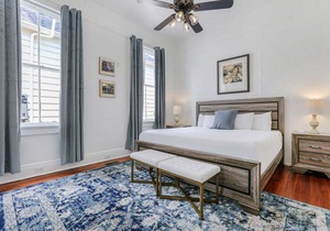 Uptown Spacious 4BD/3BA with Historic Charm