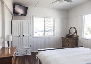 Urangan Harbour Cottage