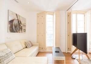 Urbe10 Plaza de la Constitucion 1 Bedroom Apartment